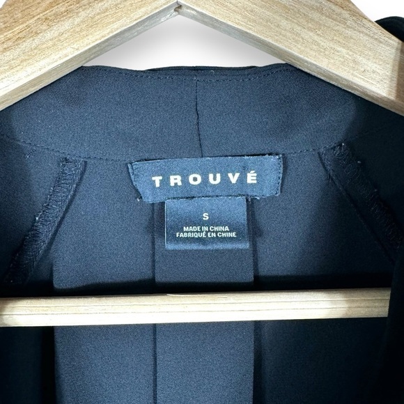 Trouve Draped Surplice Shoulder Cut Out Blouse, Black, Size Small - Picture 4 of 8